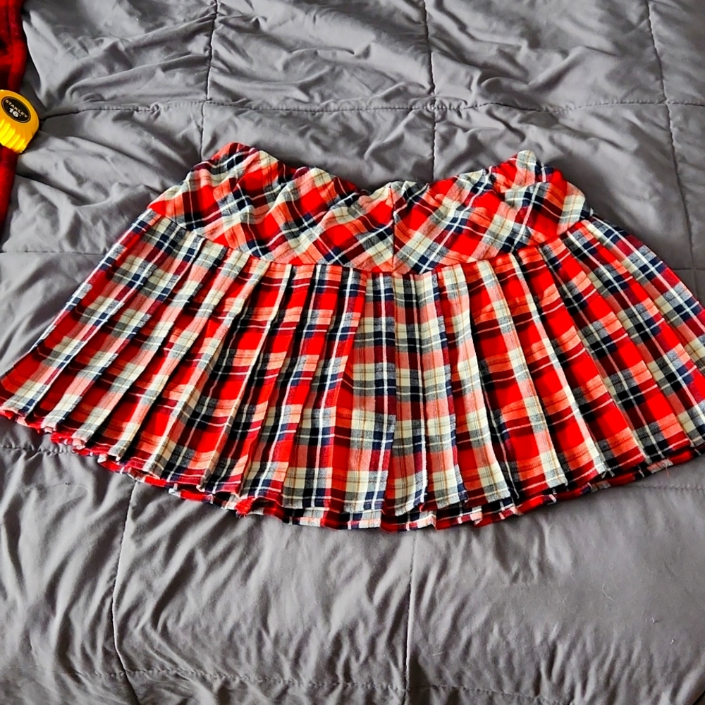 Women's plaid mini skirt,  size 2x from Urban Coco